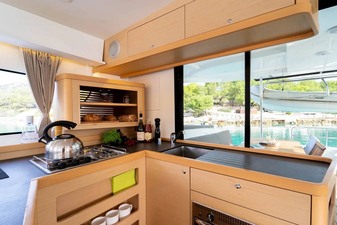 Lagoon 42  - Maximus