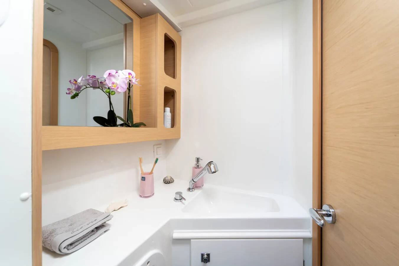 Lagoon 42  - Maximus